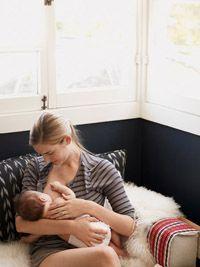 Breastfeeding guide for 1st yr