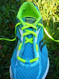 I actually had a running store show me how to do this and it made a huge difference - How to tie your running shoes to fit your feet better. a podiatrist showed her this trick! wow - the high arches, vs. wide foot tie is fantastic. So many different ties! Pin now, read later...