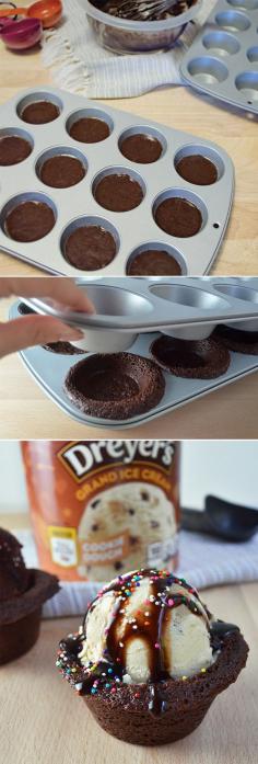 Dreyer’s Super Sundae Brownie Bowl: Here’s an easy way to push your already extraordinary Dreyer’s ice cream sundae over the top – a fresh-baked brownie bowl. And the best part? You don’t have to wash the bowl since you get to eat it!