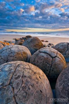 Moeraki Boulders, known as the 'Dinosaur Eggs, New Zealand