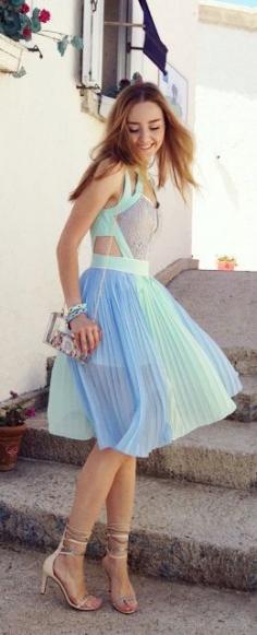 Spin. #pastel #pleated #skirt