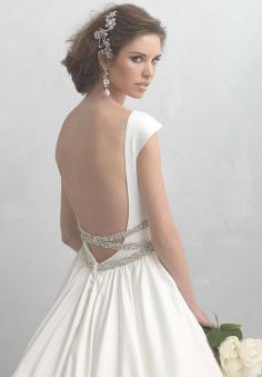 Ahhh the back of this Madison James wedding dress is UNREAL. ♥