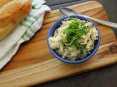 Home Skillet - Cooking Blog: Hot Crab Dip with Chives, Scallion, and Horseradish