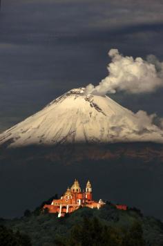 Snow and smoke: Puebla, Mexico