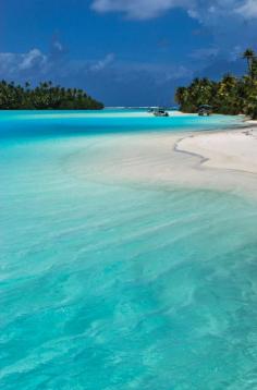 Coastal Retreat Destinations| Serafini Amelia| Aitutaki, Cook Islands