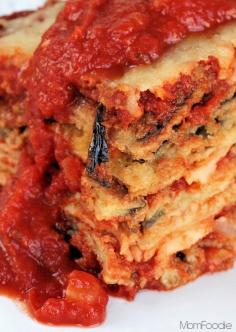 Skinny Eggplant Parmesan Casserole  - A hearty vegetarian meal that is diet friendly too!