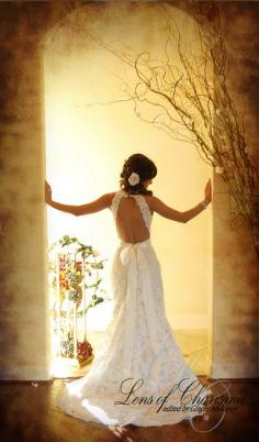 Wedding Dress Ideas: Love the back!