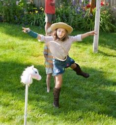 great games for a cowgirl birthday party by Everyday Art #games #party #cowgirl #cowboy #western
