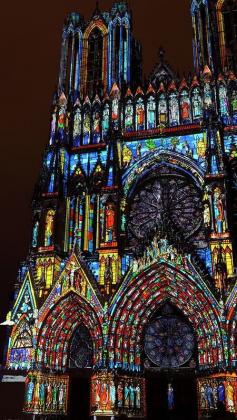 Notre Dame Cathedral of Reims - Light Show for 800th Anniversary