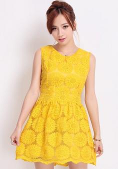 Yellow Sunflower Embroidery Zipper Sleeveless Lace Dress