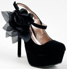 love i!!!! ♥ :) #heels #highheels #pumps #shoes