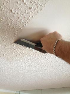 Removing Popcorn Ceilings -- will be glad I pinned this if I ever move to an older home and need to remodel.