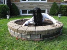Yard Decor for Halloween: Scary Well from the Movie "The Ring"