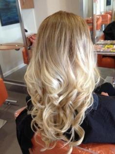 PERFECT blonde ombre hair!