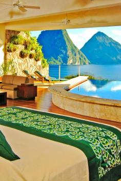 Coastal Retreat Destinations| Serafini Amelia| Jade Mountain Resort - St. Lucia