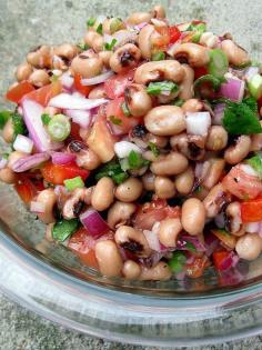BIKINI FIT LUNCH: Black-eyed Pea Salad 2 cans black-eyed peas, 1 diced tomato, 1/2 diced red onion, 1 small or 1/2 large red, yellow, or orange bell pepper, 1 jalapeno,4 green onions, 1/3 cup cilantro, 1/4 cup rice wine vinegar (unseasoned), 2 Tbsp. canola oil, 1/2 tsp. organic cane sugar, salt and freshly ground black pepper. Bean dishes are a good substitute for meat dishes when trying to get fit!