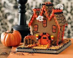 Very cute spooky gingerbread house! A must do for Halloween. Fun to make and decorative!