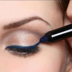 Cobalt eyeliner is what to wear this fall and winter.