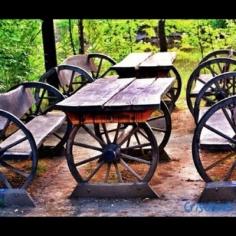 MUST MAKE FOR LODGE ROOM!!!wagon wheel tables