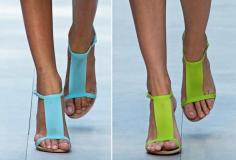 summer-2014-sandals-burberry