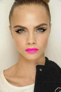 Guy friend did this look on me once but the pic he had was a coral lip... Weird