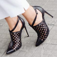 Fashion Shoes and Dresses