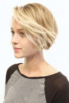 Short Hair Cuts: Here are some classics in short hair style that you can try right away.