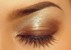 Perfect bronze eyes, perfect eyebrows.