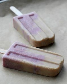 Turn everyone’s favorite childhood sandwich into a gourmet frozen treat with these peanut butter and roasted grape jelly popsicles!