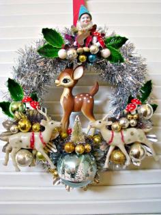 I want this wreath!!