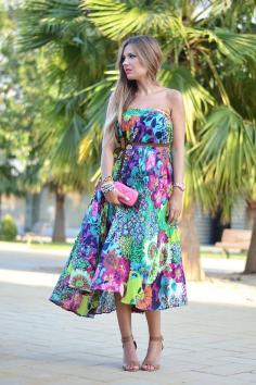 LoLus Fashion: Colorful Dress