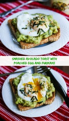 Smashed Avocado Toast with Poached Egg and Furikaki © Jeanette's Healthy Living #breakfast #avocado #miso #glutenfree #cleaneating #healthyeating
