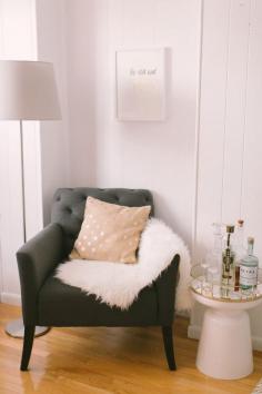 Stephanies Home Tour Read more - www.stylemepretty...