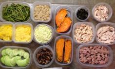 MEAL PREP FOR BEGINNERS, start the new year off with incorporating this super time saver that helps keep you on track with healthy eating all week long!