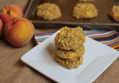 Peaches and Cream Oatmeal Breakfast Cookies - A make ahead breakfast that freezes great!