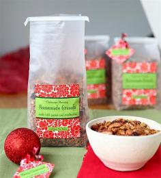 Christmas Morning Granola recipe from My Own Ideas blog #recipe #christmas #breakfast