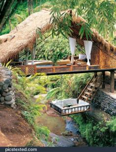 Not that I would actually live in this house... but I would totally vacation there!