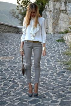 Fall outfit with cropped pants ideas