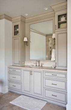 Bathroom Vanity Design. Classy and timeless Bathroom Vanity. #Vanity