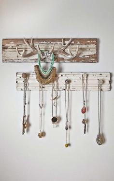 Antlers-knobs-jewelry-display !