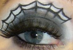 Trapped in those eyes! | 8 Awesome Halloween Eye Makeup Ideas