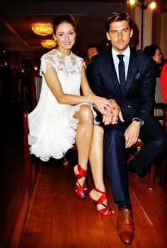 Olivia Palermo & Johannes Huebl - Navy suit w/ brown shoes. Love her red shoes and the dress