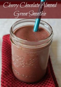 Cherry Chocolate Almond Green Smoothie 288 calories and 8 weight watchers points plus