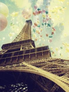 Paris & balloons