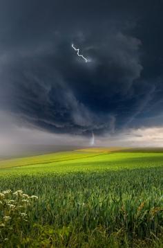 
                        
                            McA inspiration for my creating - storm #storm 0rient-express:  June storm (by Franz Schumacher). #mcadirect
                        
                    