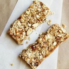 
                        
                            5 Homemade No-Baking-Required, Gluten-Free Snack Bar Recipes #glutenfree
                        
                    