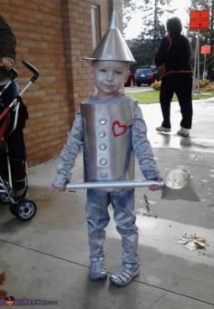 
                        
                            Tin Man DIY Halloween Costume for kids
                        
                    