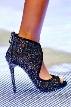 
                        
                            Emmy DE * Philipp Plein SS 2014
                        
                    