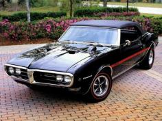 
                        
                            Pontiac GTO, 1968 Pontiac
                        
                    