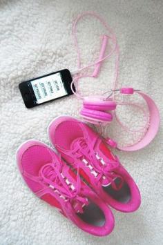 
                        
                            The Best Must-Try Smart Phone Fitness Apps -
                        
                    